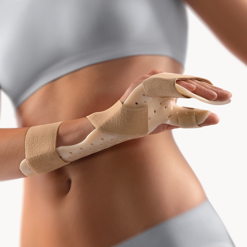 Chirurgia plastica a mainii - Ajutor cu leziuni la încheietura mâinii